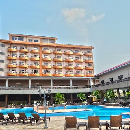 Mensvic Grand Hotel Acra Exterior foto