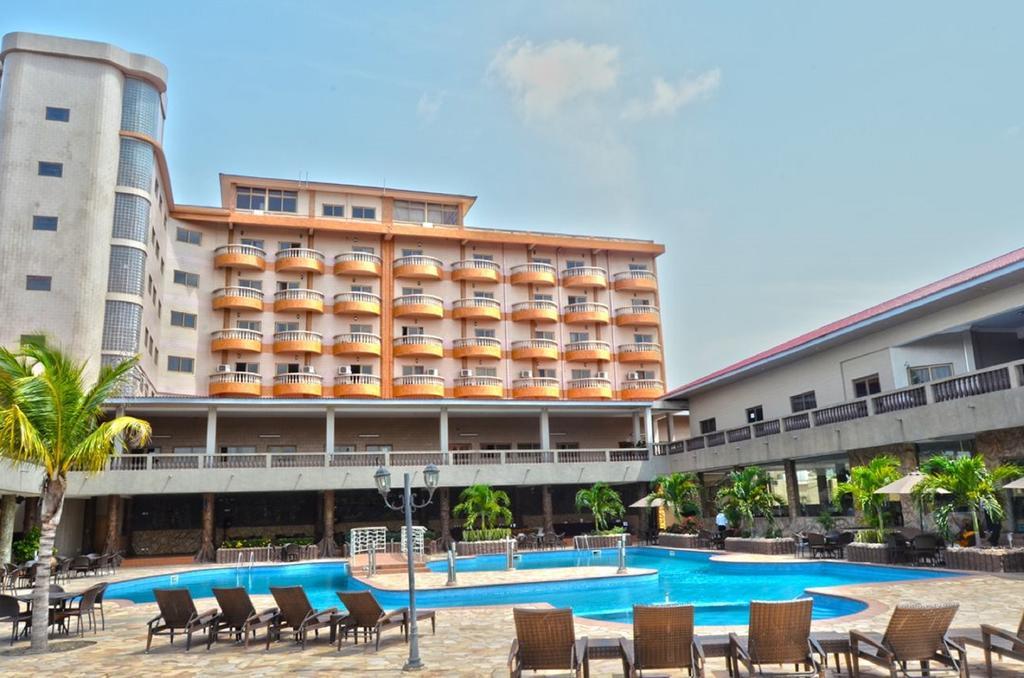 Mensvic Grand Hotel Acra Exterior foto